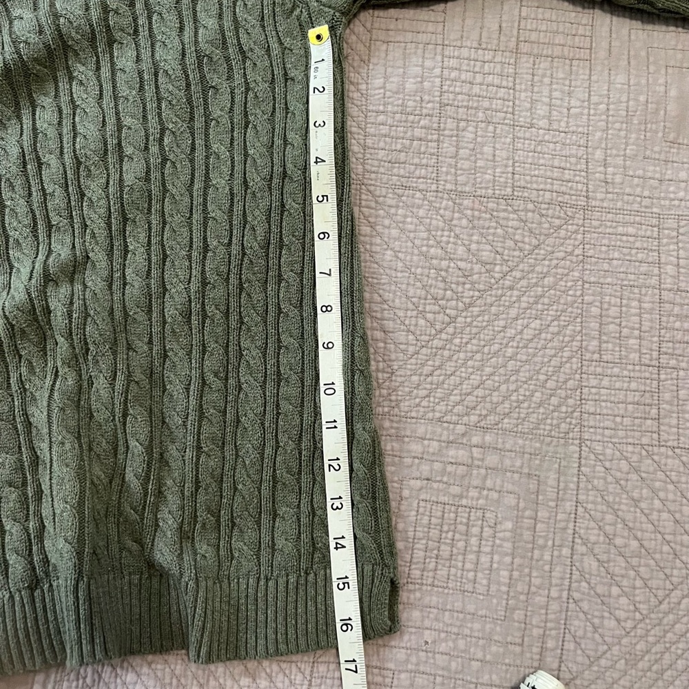 🍃 Cozy Cable Knit Sweater – Sage Green, Size M 🍃 - Picture 5 of 10